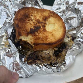 Fowl Play Hot Chicken - Double Grilled Cheese Smash Burger - Chicken Wings Near Me - Gallatin, Tennessee Fowl Play Hot Chicken - Double Grilled Cheese Smash Burger - Chicken Wings Near Me - Gallatin, Tennessee