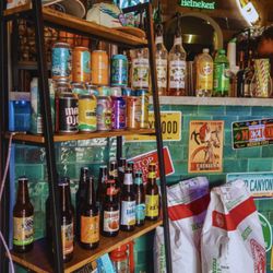 Georgie's Pizza Place - Bar