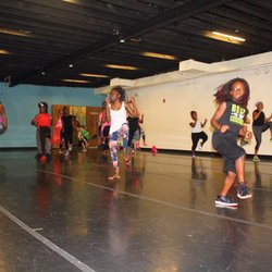 Cool Moms Dance Too