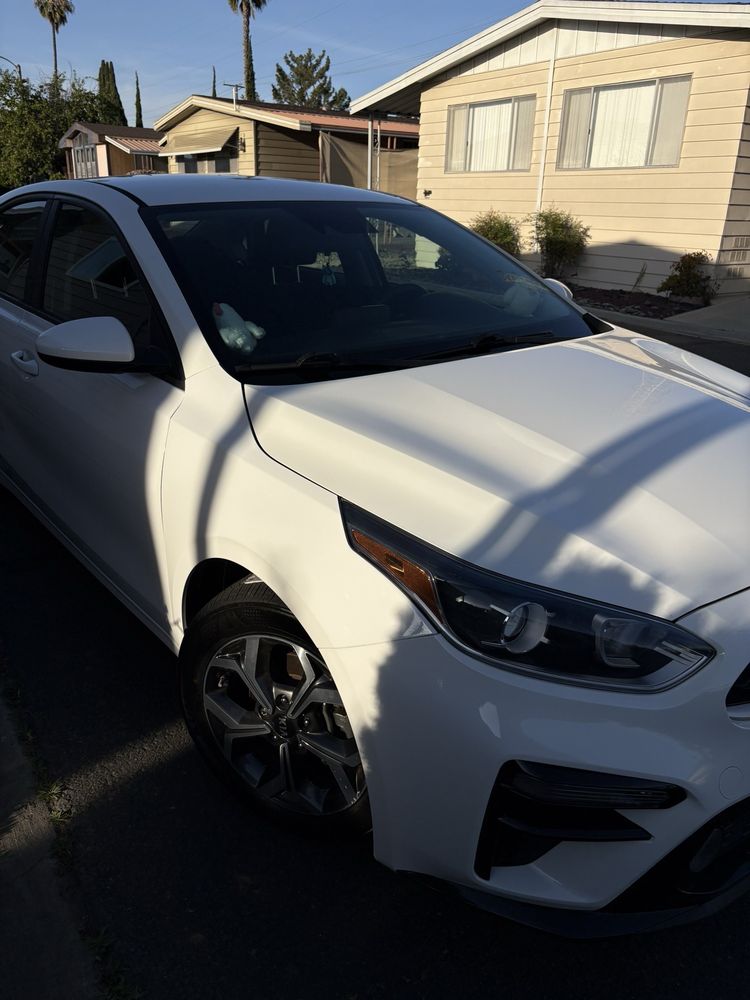 White car side repair