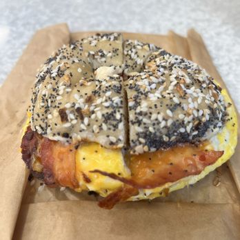 Bruegger's Bagels - Sriracha honey sunrise sandwich - Bagels Near Me - Wallingford, Connecticut
