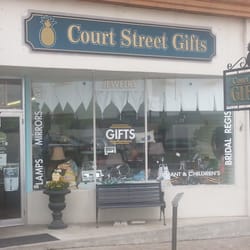 Court Street Gifts