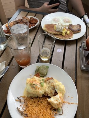 Benedict's by null