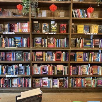 Yu & Me Books - Bookstores Near Me - New York, New York