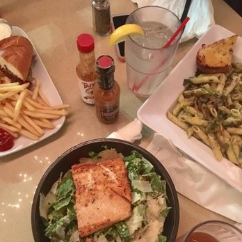 Sidewalk Cafe - Amazing philly, salmon caesar and pesto - Tacos Near Me - Venice, California