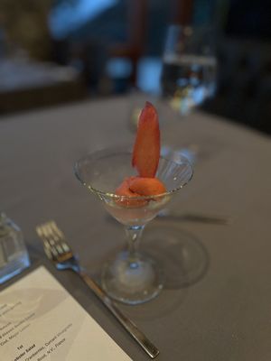 Edge Restaurant & Lounge by null