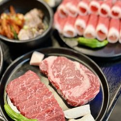 Wooga Premium Korean BBQ - Beef Brisket BBQ, ribeye