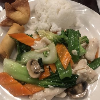 Dynasty - Chicken and vegetables lunch - Chinese Near Me - Cave Creek, Arizona Dynasty - Chicken and vegetables lunch - Chinese Near Me - Cave Creek, Arizona