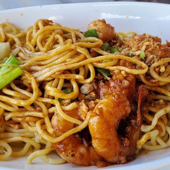 Now On 9 Thai Bistro - Garlic noodles with Shrimp - Thai Near Me - Valley Village, California Now On 9 Thai Bistro - Garlic noodles with Shrimp - Thai Near Me - Valley Village, California