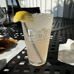 Riser Tavern on the Links - Links lemonade