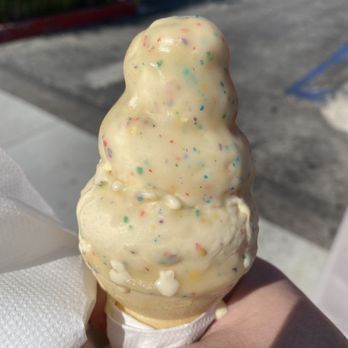 Fosters Freeze - Birthday dipped cone - Ice Cream & Frozen Yogurt Near Me - Torrance, California Fosters Freeze - Birthday dipped cone - Ice Cream & Frozen Yogurt Near Me - Torrance, California