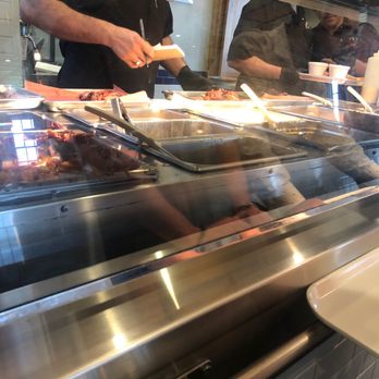 Killen's Barbecue - Choose your sides - Barbeque Near Me - Pearland, Texas