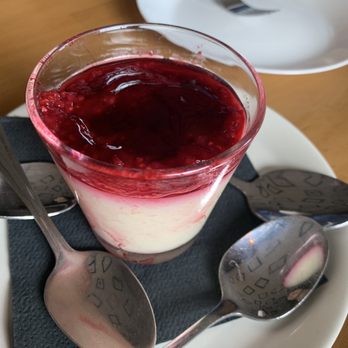 Lulu Mediterranean - Mediterranean Near Me - Edgewater, New Jersey