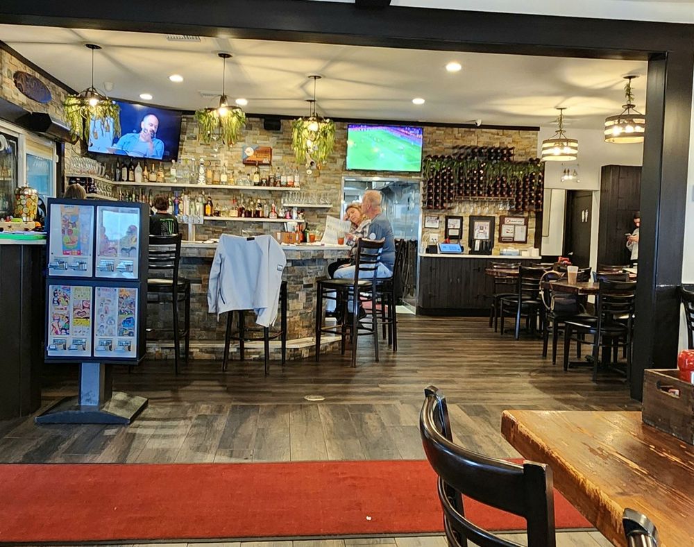 Oceanside Beach Bar and Grill