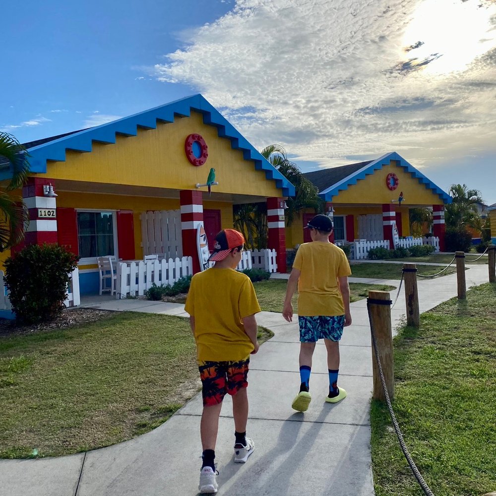 Legoland Beach Retreat - Hotels Near Me - Winter Haven, Florida