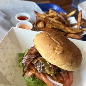 Meyer's Olde Dutch - Double Dutch burger (single) with fries - Burgers Near Me - Beacon, New York Meyer's Olde Dutch - Double Dutch burger (single) with fries - Burgers Near Me - Beacon, New York