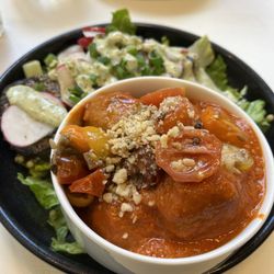 Balls & Glory - Butter chicken ball with salad