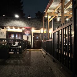 The George & Dragon Pub - Outside and patios