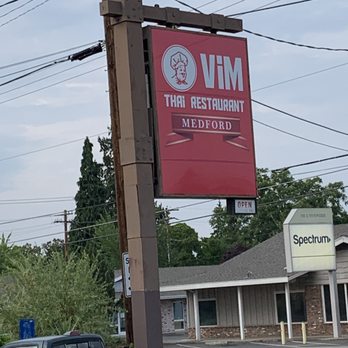 Vim Thai Restaurant - Restaurant sign by the road - Thai Near Me - Medford, Oregon