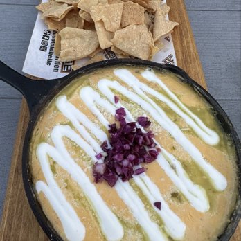 Tacos El Plebe - The amazing Queso and chips - Tacos Near Me - McAllen, Texas