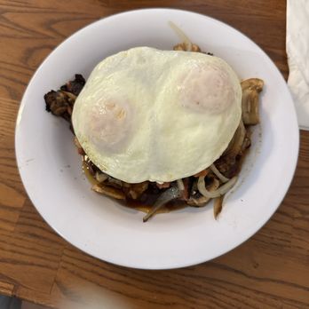 Eggs 'n Things - Hawaiian style loco moco - Breakfast & Brunch Near Me - Honolulu, Hawaii Eggs 'n Things - Hawaiian style loco moco - Breakfast & Brunch Near Me - Honolulu, Hawaii