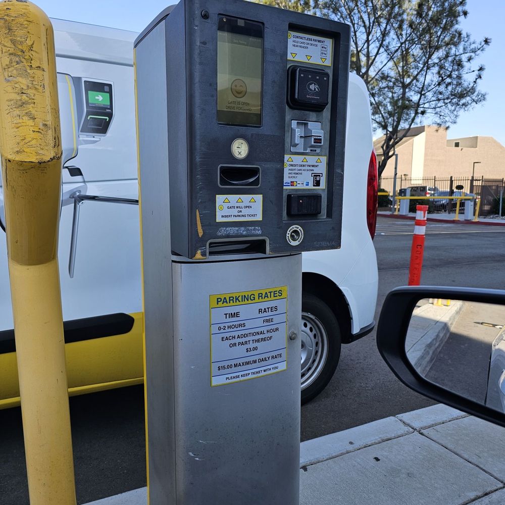 Westfield UTC - First 2 hours of parking is free! - Shopping Centers Near Me - San Diego, California