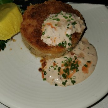 J Carver’s - Crabcake appetizer - Steakhouses Near Me - Austin, Texas