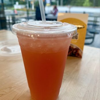 Konala - Strawberry Lemonade - Fast Food Near Me - Belleville, New Jersey