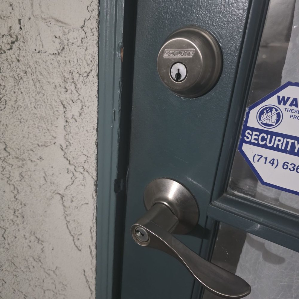 24OCLOCKSMITH - Top n bottom lock - Keys & Locksmiths Near Me
