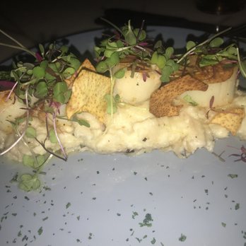 Aficionados Liquor Store Gastrobar - Scallops with plantain yuca purée - Bars Near Me - Miami, Florida