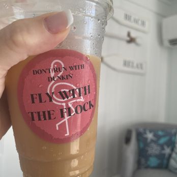 Flamingos Coffee Bar - Caramel iced coffee - Coffee & Tea Near Me - Hampton, New Hampshire