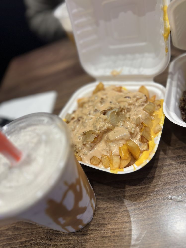 Food from Dipped N’ Smashed