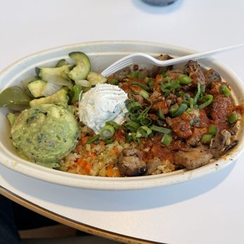 REBOL - Chicken, cauliflower rice, veggies, guacamole, goat cheese - Coffee & Tea Near Me - Cleveland, Ohio REBOL - Chicken, cauliflower rice, veggies, guacamole, goat cheese - Coffee & Tea Near Me - Cleveland, Ohio
