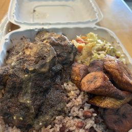 Jerk chicken with rice and beans/ plantains/ veggies Jerk chicken with rice and beans/ plantains/ veggies