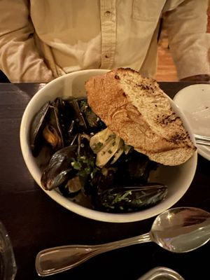 Chilmark Tavern by null