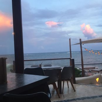 Restaurante Mezzanine - Out doors deck - Thai Near Me - Tulum, ROO Restaurante Mezzanine - Out doors deck - Thai Near Me - Tulum, ROO