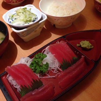 Kuni Restaurant - Sashimi in a litto boat - Japanese Near Me - Waipahu, Hawaii Kuni Restaurant - Sashimi in a litto boat - Japanese Near Me - Waipahu, Hawaii