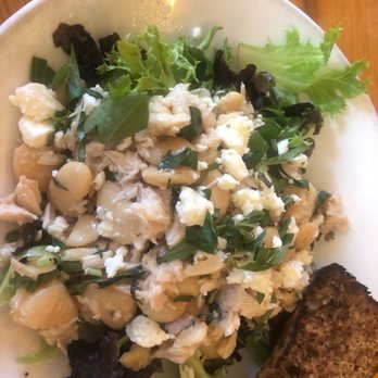 Poach 503 - Delicious Butter Bean & Tuna Salad! - Breakfast & Brunch Near Me - Manzanita, Oregon