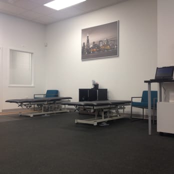 RUSH Physical Therapy - Wicker Park - Physical Therapy Near Me - Chicago, Illinois
