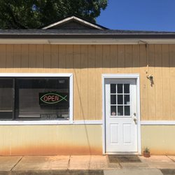 Rosa De Saron Mexican Taqueria - Front of the restaurant. Don't let the looks fool you. Amazing dishes await you inside.