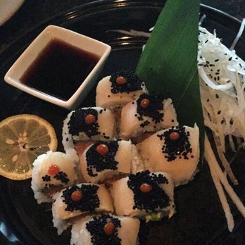 Sushi Domo - Snow White roll - Sushi Bars Near Me - Arlington, Texas