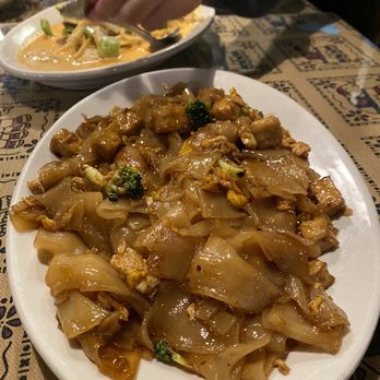 Sala Thai BK - Thai Near Me - Lake Orion, Michigan