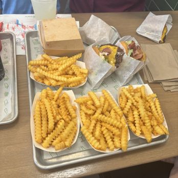 Shake Shack Happy Valley - Burgers and fries - Fast Food Near Me - Phoenix, Arizona