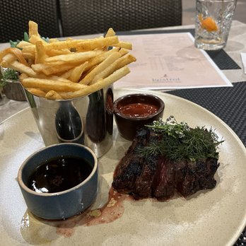 Kestrel Kitchen - Steak frittes - Salad Near Me - Indian Wells, California