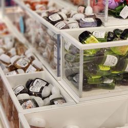 Bath & Body Works