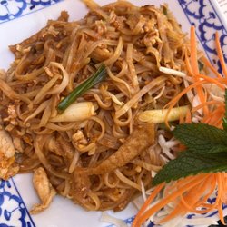 Swaddee House of Thai Food - Pad Thai