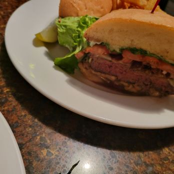 Kinley's Restaurant & Bar - Tenderloin burger - New American Near Me - Anchorage, Alaska Kinley's Restaurant & Bar - Tenderloin burger - New American Near Me - Anchorage, Alaska