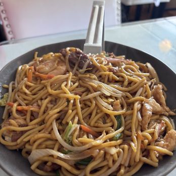 Tung’s Taste - Lo mein - Chinese Near Me - Middleton, Massachusetts