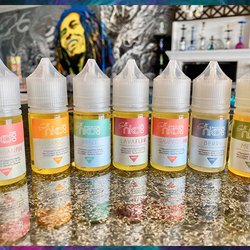 Eight Points Vapor and Lounge
