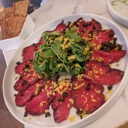 Lamppost Bistro, Bar & Lounge